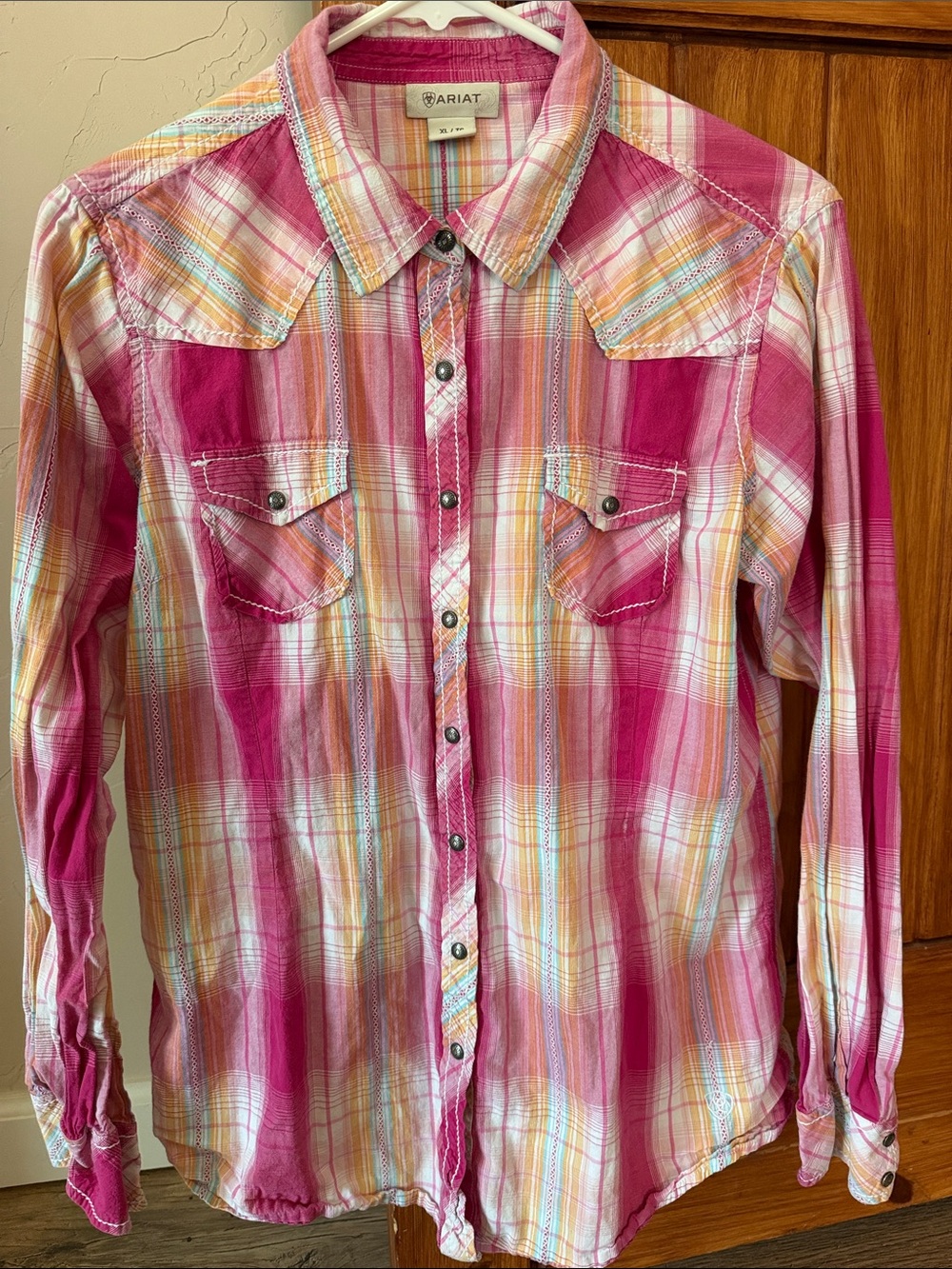 Ariat Pink & Orange Plaid Western Pearl Snap Shirt – XL – EUC